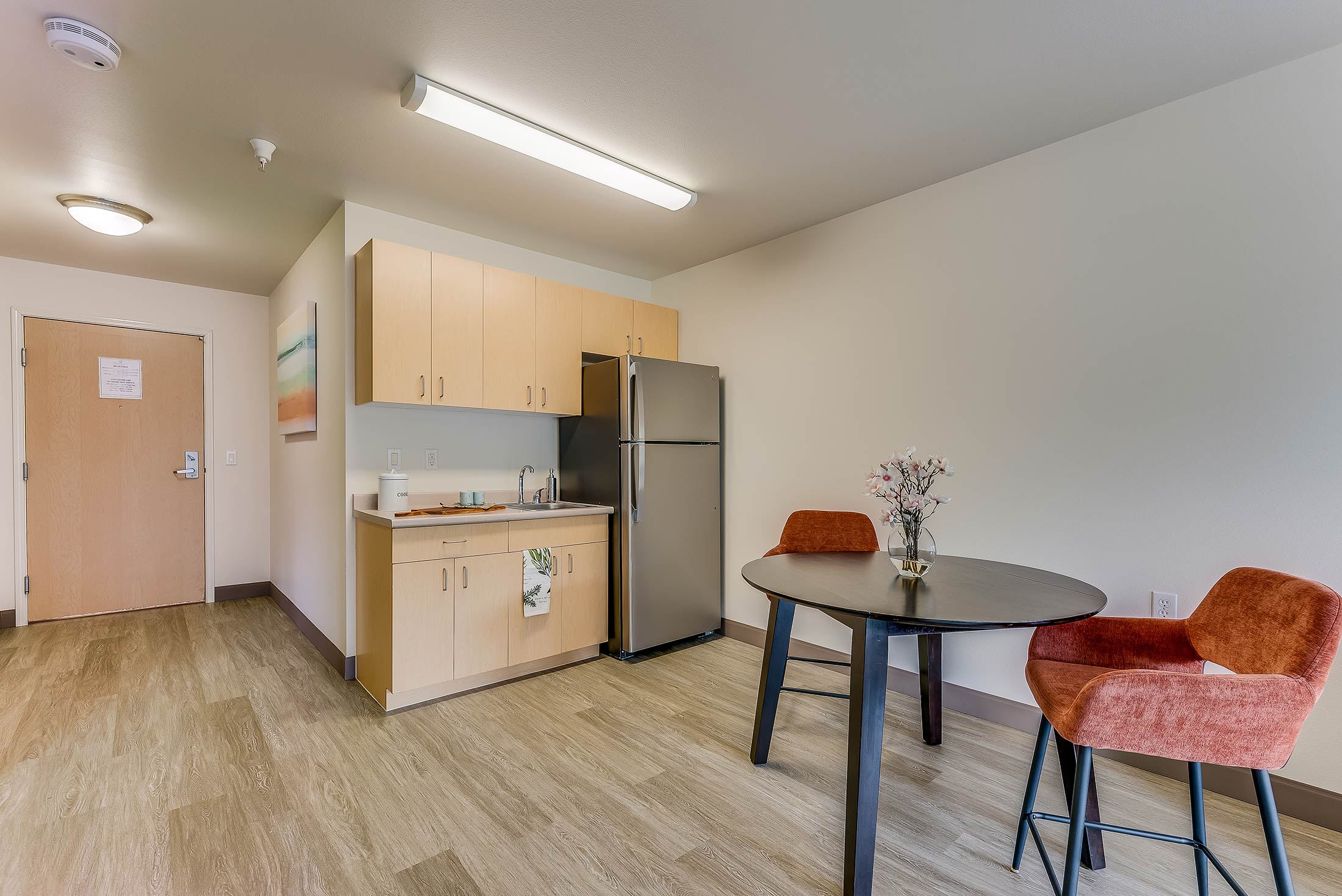 One bedroom apartment kitchen, dining room Clovis